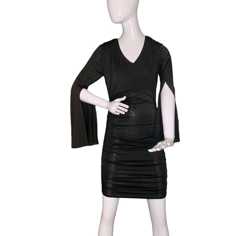 Black Dress Size S Long Sleeve Tag is Missing